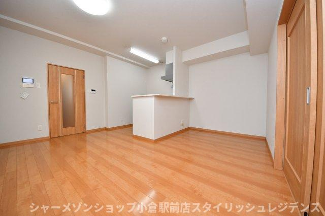 サンシャイン．プリンセス 五番街の居間・リビング