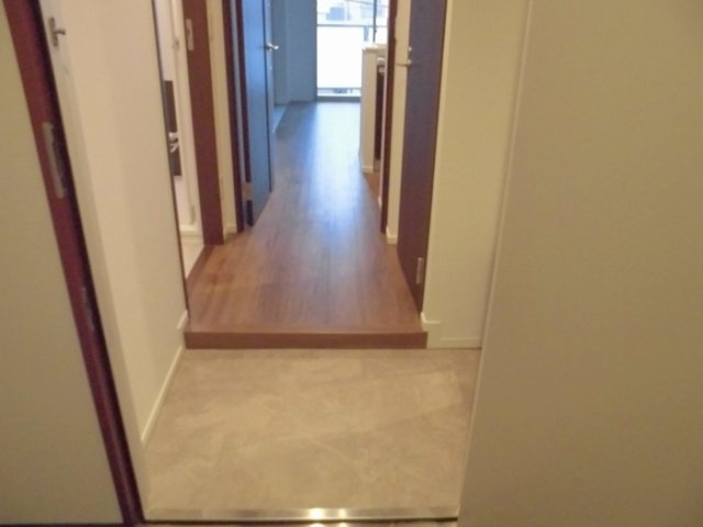 ラピス曳舟の玄関