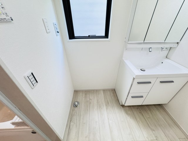 松戸市金ケ作新築戸建【金ケ作小学校:徒歩６分】のランドリースペース|洗濯機置き場