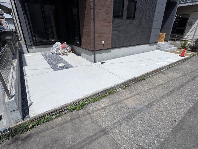 松戸市金ケ作新築戸建【金ケ作小学校:徒歩６分】の駐車場|駐車スペース・2台駐車可