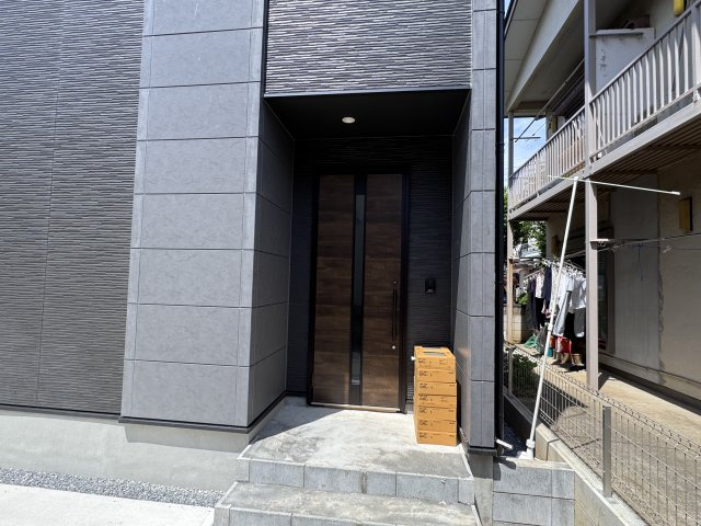 松戸市金ケ作新築戸建【金ケ作小学校:徒歩６分】のエントランス|エントランス・玄関ポーチ