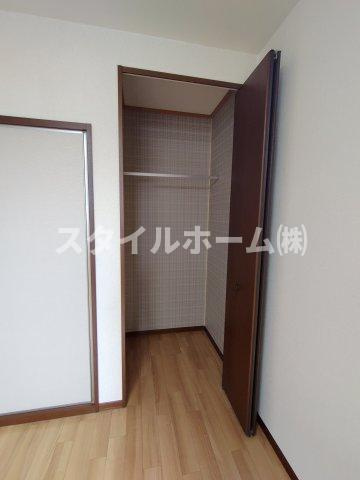 リヴェール本野Bの収納