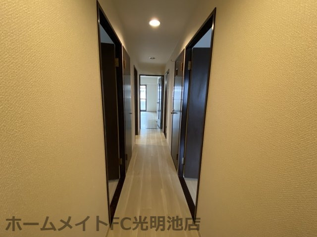 YFヒルズ宮山の内装|明るい色調の室内です