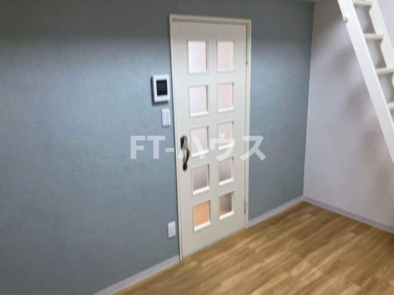 スクエア二和向台Ⅱの居間・リビング