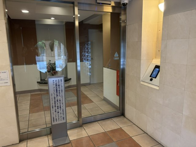 【エントランス】