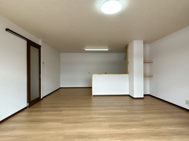 都城市久保原町の中古一戸建の居間・リビング