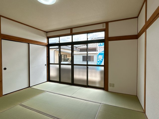 都城市久保原町の中古一戸建の和室