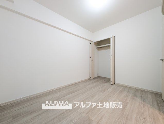 東大和グリーンタウン　１号棟の収納|【Go filled with memories】
◆ありったけの◆住空間をよりよくするためには大切な収納スペース。時が経ち思い出がここに詰まっていく。