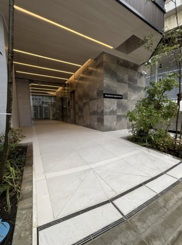 【エントランス】スプランディッド木場駅前