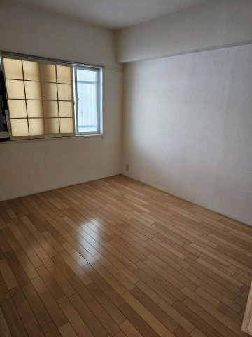 サンピア久米田の洋室|コンパクトで使いやすい洋室です