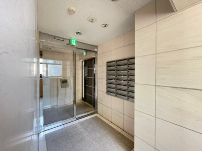 【エントランス】 | グラントゥルース目黒花房山