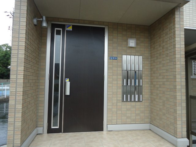 D-roomＫのエントランス