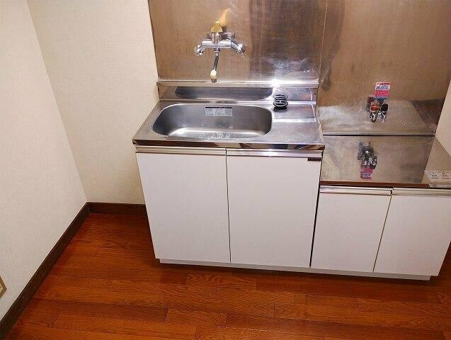 同棟別室