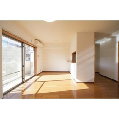 【居間・リビング】 | ルミエール妙蓮寺Ⅱ | ※写真は同タイプ住戸です。