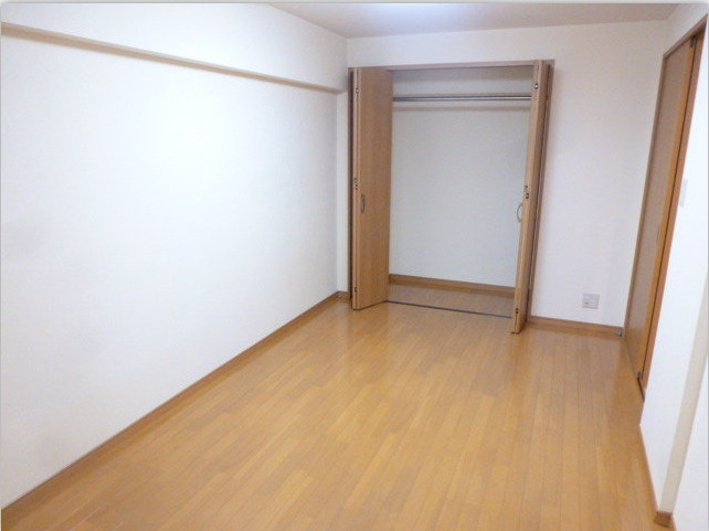 豊中市寺内２丁目の賃貸マンションの寝室