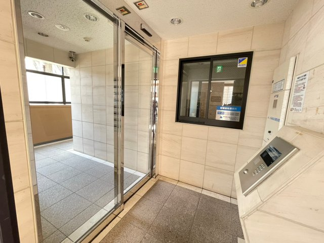 【エントランス】 | グラントゥルース目黒花房山