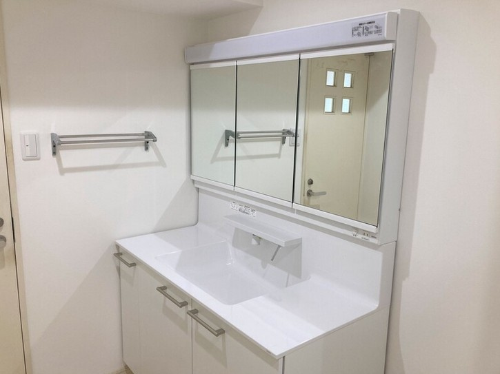 【独立洗面台】