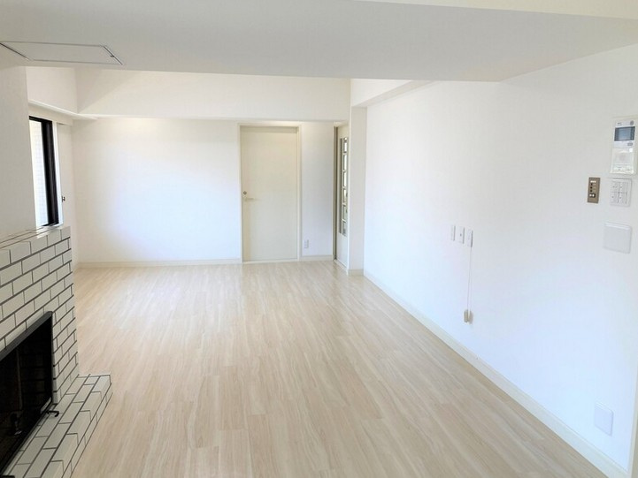 【居間・リビング】