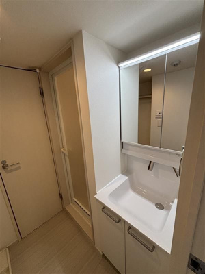 【洗面所】 | リブリ・SK戸田 | スペースが確保できる洗面所です