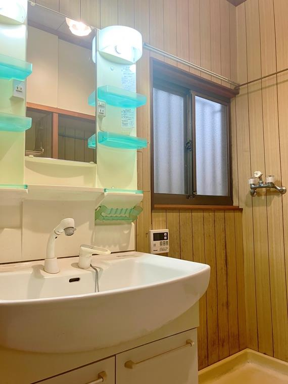 武蔵台戸建の洗面所