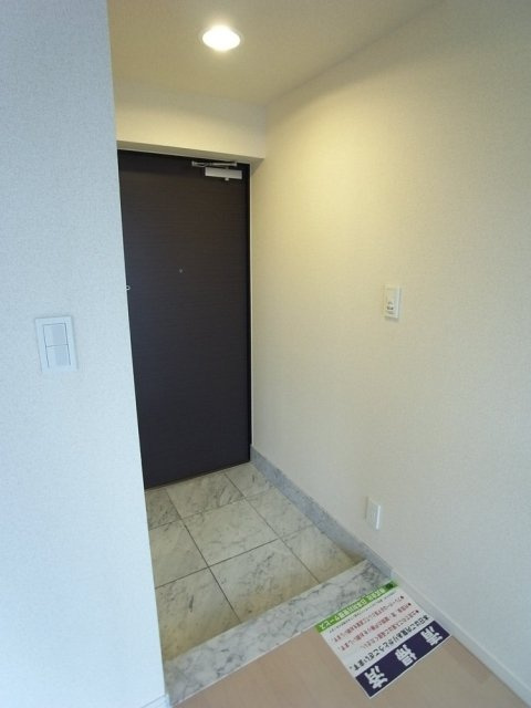 ダイナシティ方南町の玄関