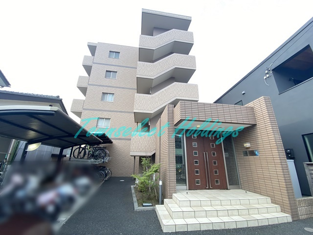 茅ヶ崎市赤羽根の賃貸マンション