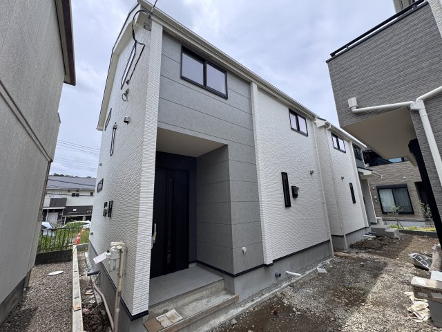 松戸市八ケ崎６丁目新築戸建【八ヶ崎小学校:6分】の外観|C号棟外観・6月23日撮影・もうすぐ完成！