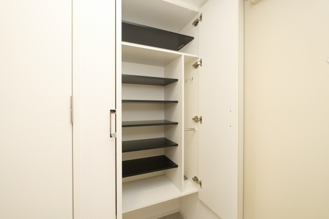 セレニテ新大阪グランデシュッドの収納