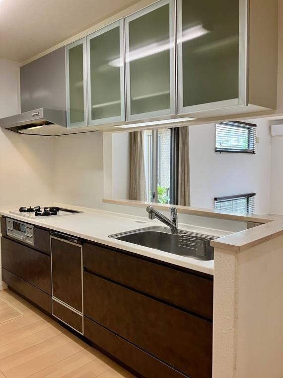 岡本戸建のキッチン