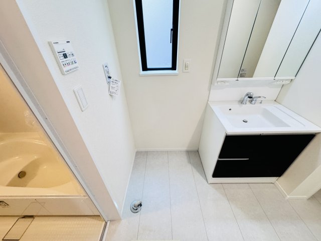 八ケ崎６丁目新築戸建【八ヶ崎小学校:6分】のランドリースペース|洗濯機置き場