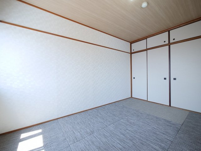 小原マンションの寝室