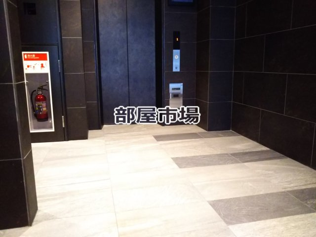 フュージョナル浅草DUE のロビー
