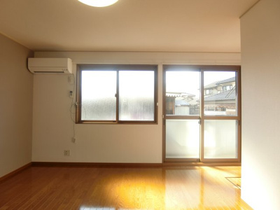 【居間・リビング】 | ソレイユ | イメージ1Fの写真