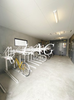 【その他共用部分】 | パークアレー浦和 | 駐輪場です。