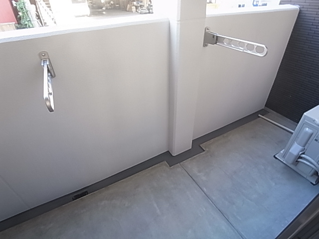 神戸市長田区苅藻通１丁目の賃貸マンションのバルコニー