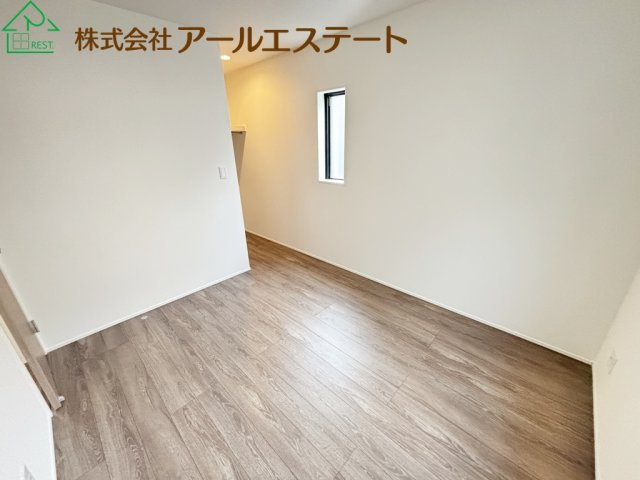 高砂市高砂町東宮町　山陽電鉄「高砂駅」徒歩18分の洋室
