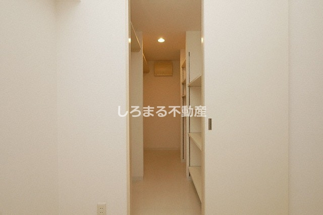 ルクレ堺筋本町レジデンスの内装