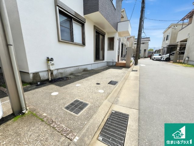 宝塚市中筋　中古一戸建ての駐車場|駐車スペース有ります！
