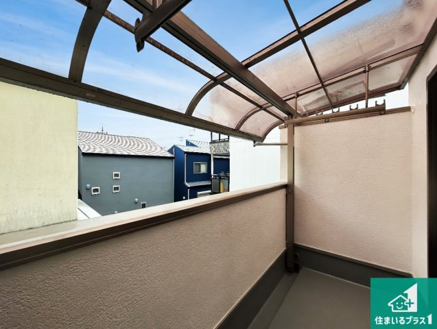 宝塚市中筋　中古一戸建てのバルコニー|日当たりのよいバルコニー！お部屋が開放的に！