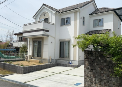 【外観】 | ガルボシティー八王子市絹ヶ丘２丁目５期 | 現地に行くなら、物件の周囲の地形がどうなっているかを見ることも大切です。周辺より低くなっている土地では、大雨などで水が集まりやすいため、地盤が弱くなっているということも考えられるため、注意が必要です。