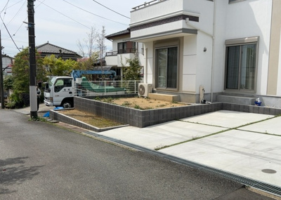 【外観】 | ガルボシティー八王子市絹ヶ丘２丁目５期 | 庭があることでガーデニングや家庭菜園はもちろん、こどもの遊び場やペットを放して遊ぶことができます。また、家の周囲に余裕があるということです。隣地との間があれば、十分な日当たりと、風通しが確保できます。