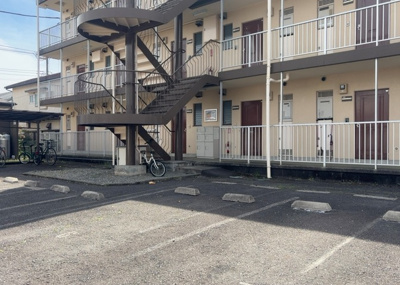 【外観】 | ソラーナコート | 家を建てる前提で土地を探している場合、地盤の丈夫さは譲れない条件の一つです。地盤が脆弱だと追加工事が必要となります。また、過去に地盤沈下や液状化現象を起こした土地は、できるだけ避けた方がいいでしょう。