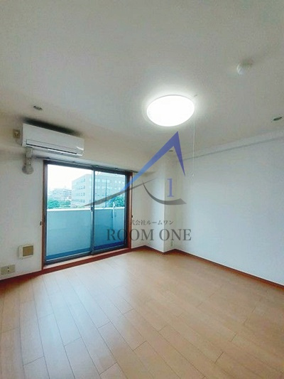 コーラル　ブルーの居間・リビング|洋室のお部屋です。