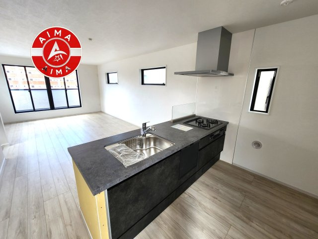 福岡市博多区南本町1丁目第1-2棟（2号棟）　の内観：施工例|洗い物のストレスを軽減する、広々としたシンクスペース。