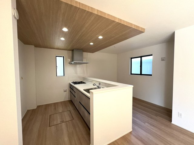 【居間・リビング】 | 茅ヶ崎市柳島１丁目　新築分譲住宅４期　1号棟