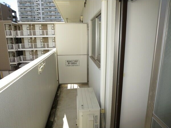 フォレシティ新栄のバルコニー