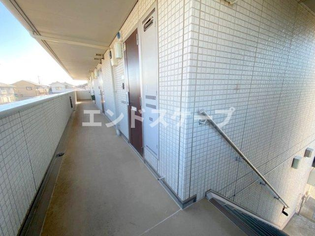 エーデルリリーのロビー|高崎、前橋、伊勢崎エリアのお部屋探しはエンドスケープまで！お客様の理想お聞かせ下さい♪