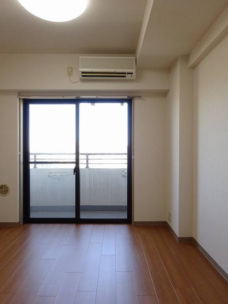 ダイホープラザ西荻窪の居間・リビング