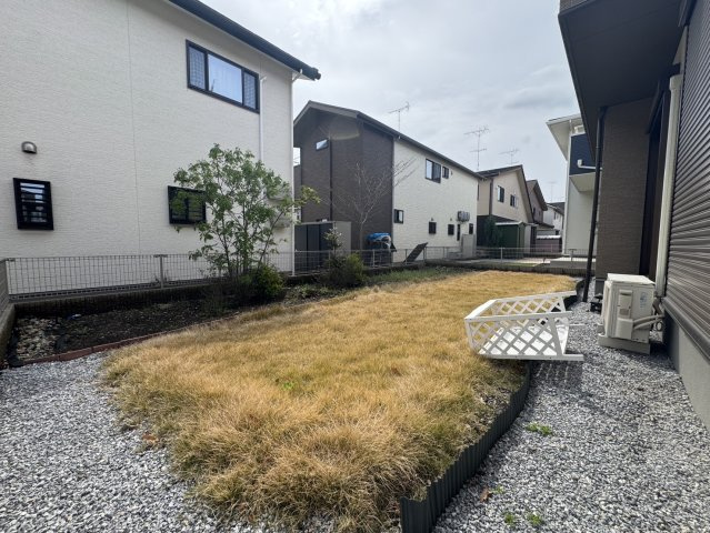 グランディ施工の築浅で立地も最適♪新生活にぜひ♪栃木市大平町富田の庭|簡単な家庭菜園も楽しめるお庭です
