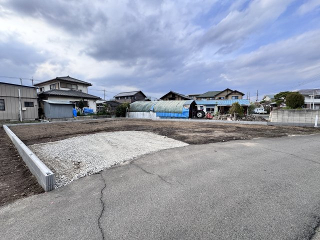 新築　前橋市上佐鳥町　Blooming　Garden　1号棟の外観|現地写真　2026年7月完成予定！類似物件のご内覧等、お気軽にお問合せください♪　							
　							
